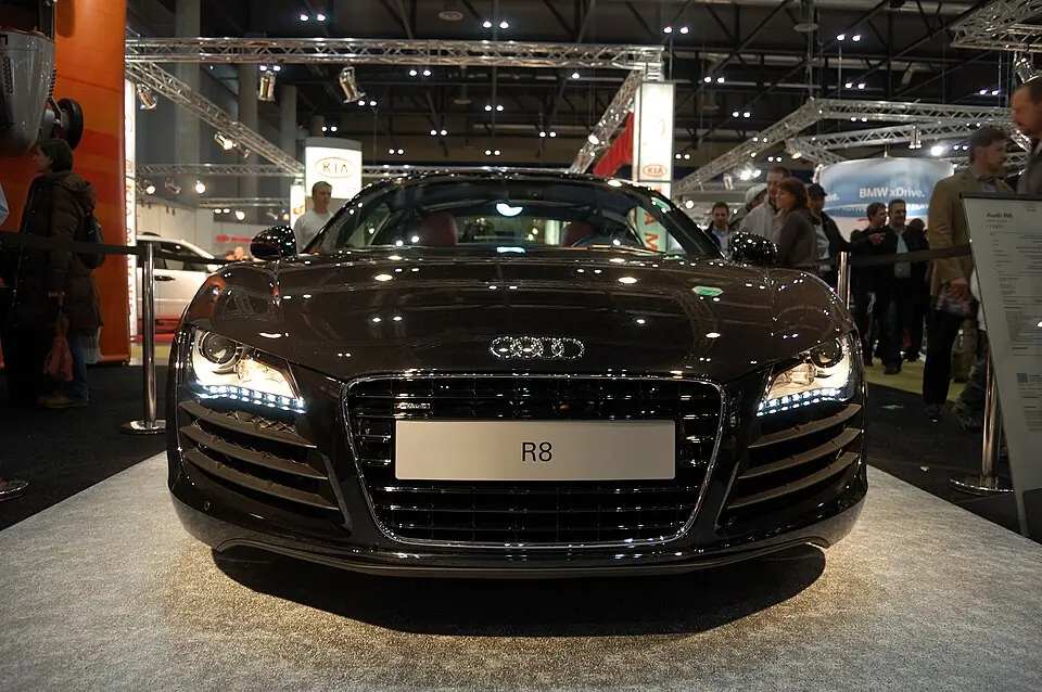 Audi R8