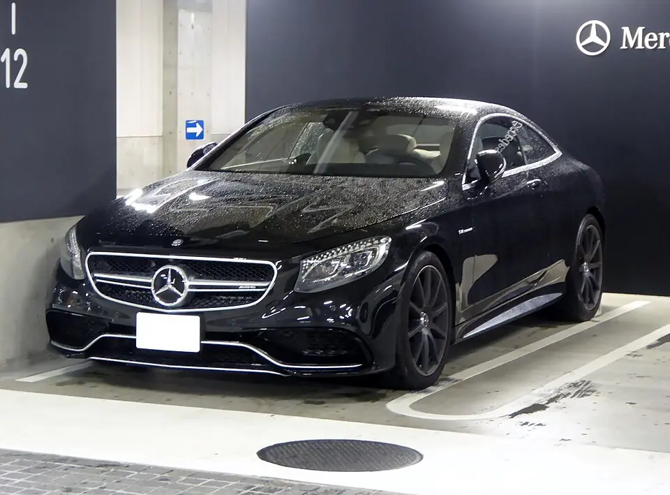 Mercedes-Benz S63 AMG Coupé